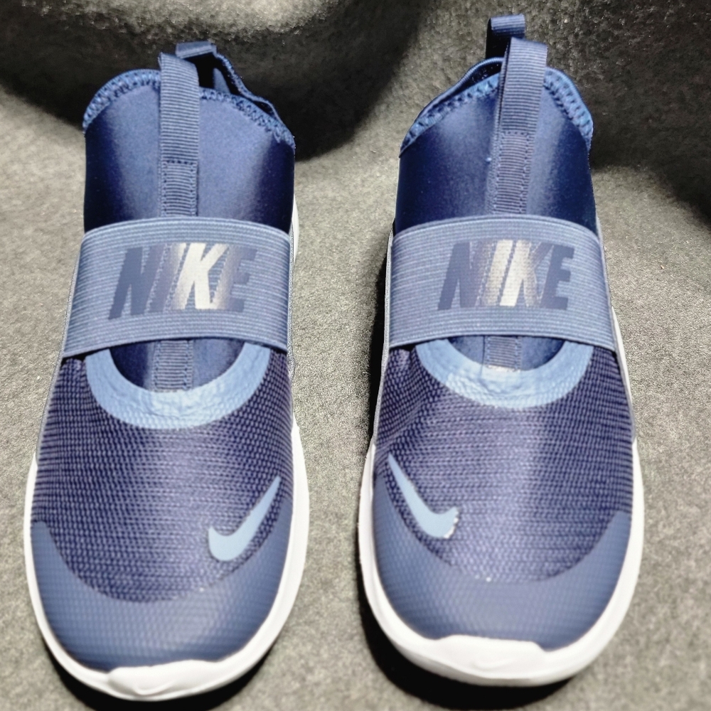 Nike Flex Runner 4 slip-on sneakers 2.5Y - Picture 3 of 5